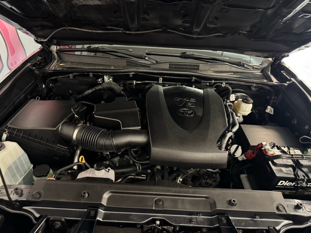 Used 2023 Toyota Tacoma SR5 RWD image 6