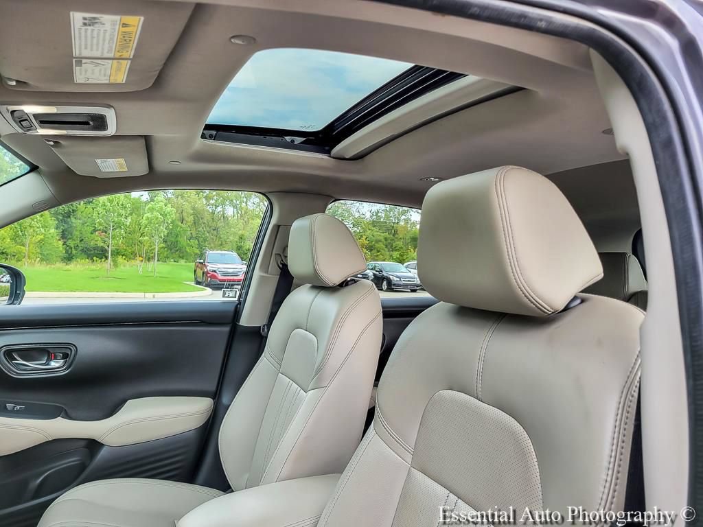Used 2025 Honda HR-V EX-L image 10
