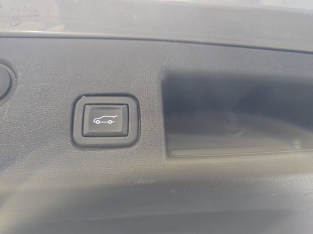 Used 2024 Chevrolet Equinox LT w/ LPO, Floor Liner Package image 16