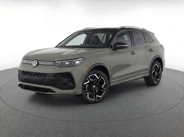 Used 2026 Volkswagen Tiguan SEL R-Line AWD/4WD image 4