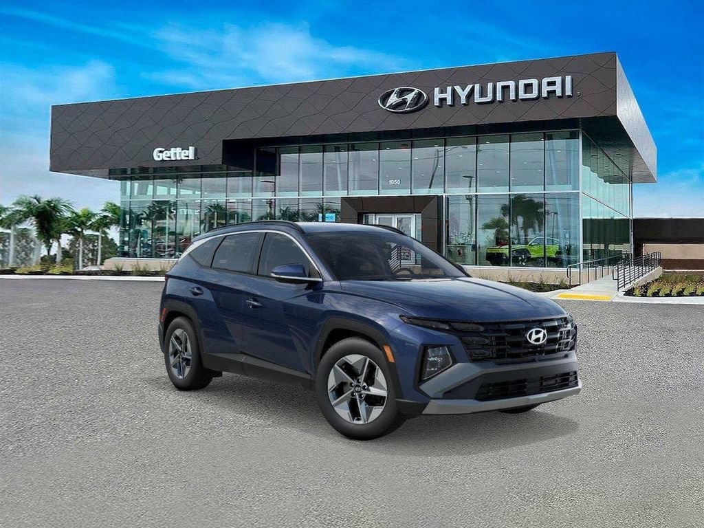 Used 2026 Hyundai Tucson SEL FWD image 2