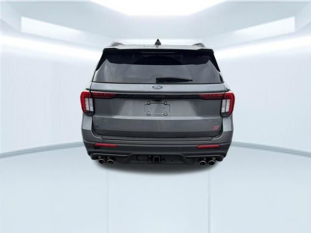 Used 2025 Ford Explorer ST RWD image 10