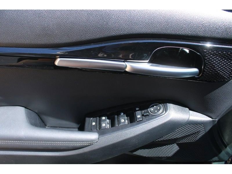 Used 2025 Kia Seltos EX AWD/4WD image 18