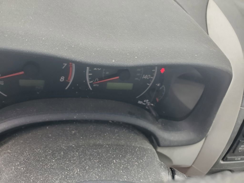 Used 2012 Toyota Corolla LE FWD image 11