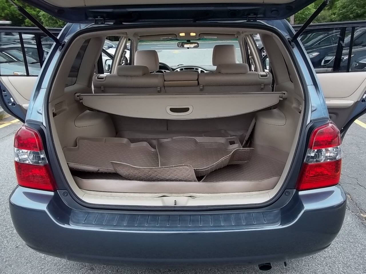 Used 2005 Toyota Highlander 2WD image 18