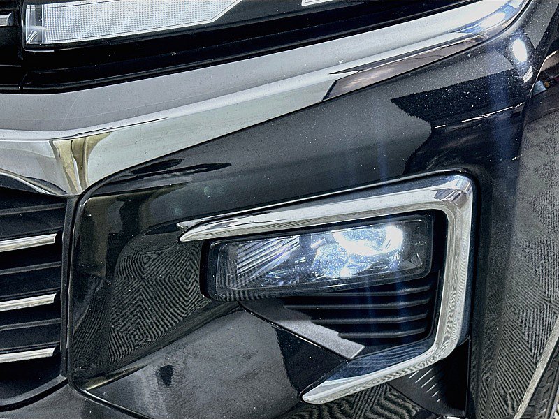 Used 2025 Chevrolet Traverse LT AWD/4WD image 34