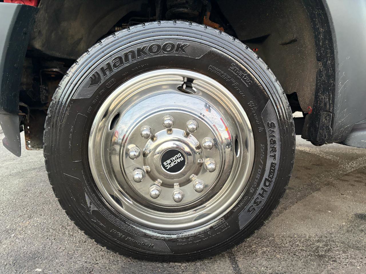 Used 2016 Ford F550 4x4 Regular Cab Super Duty image 14