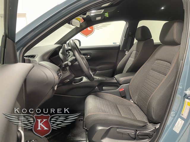 Used 2025 Honda HR-V Sport image 11