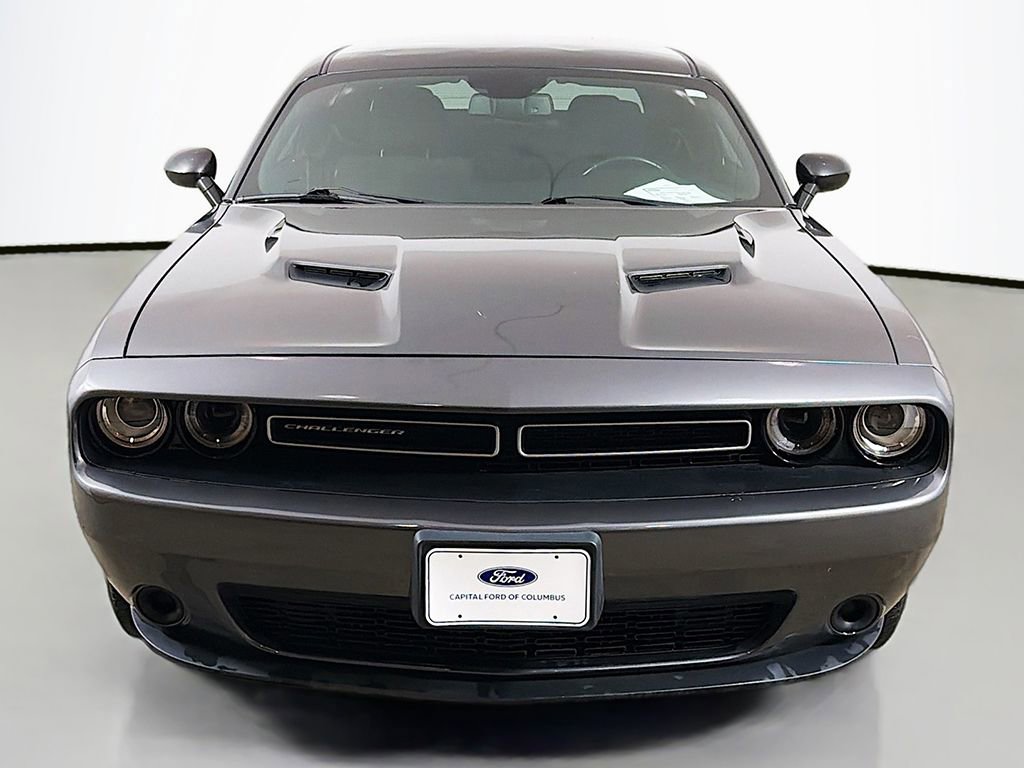 Used 2020 Dodge Challenger SXT image 6