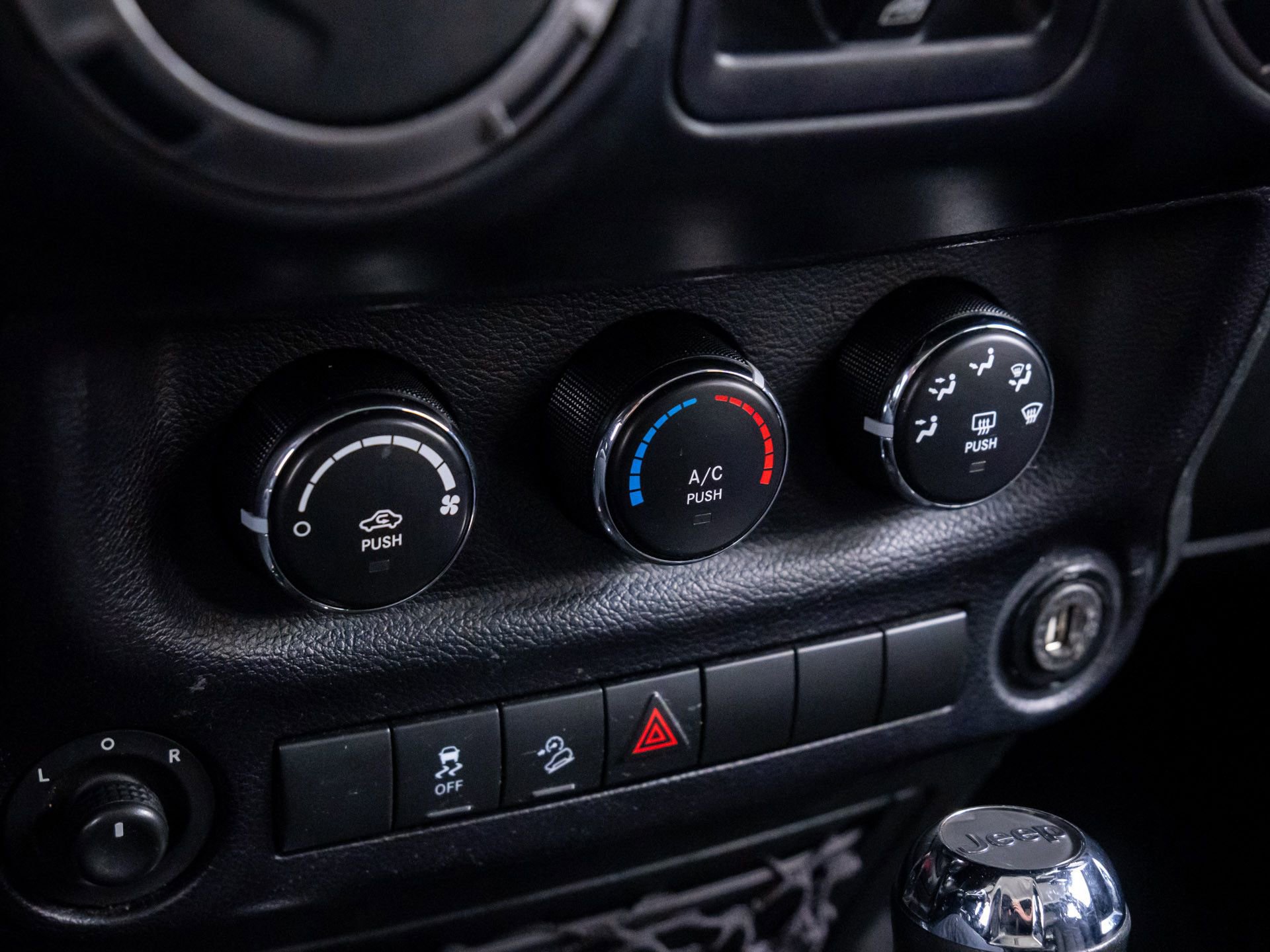 Used 2014 Jeep Wrangler Unlimited Sport w/ Quick Order Package 24S image 30