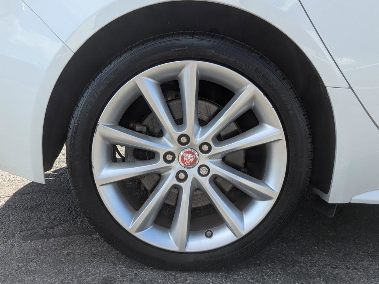 Used 2016 Jaguar XF R-Sport AWD/4WD image 57