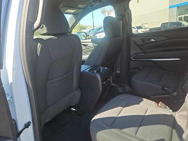 New 2027 Chevrolet Traverse LT w/ LPO, Cargo Package FWD image 21