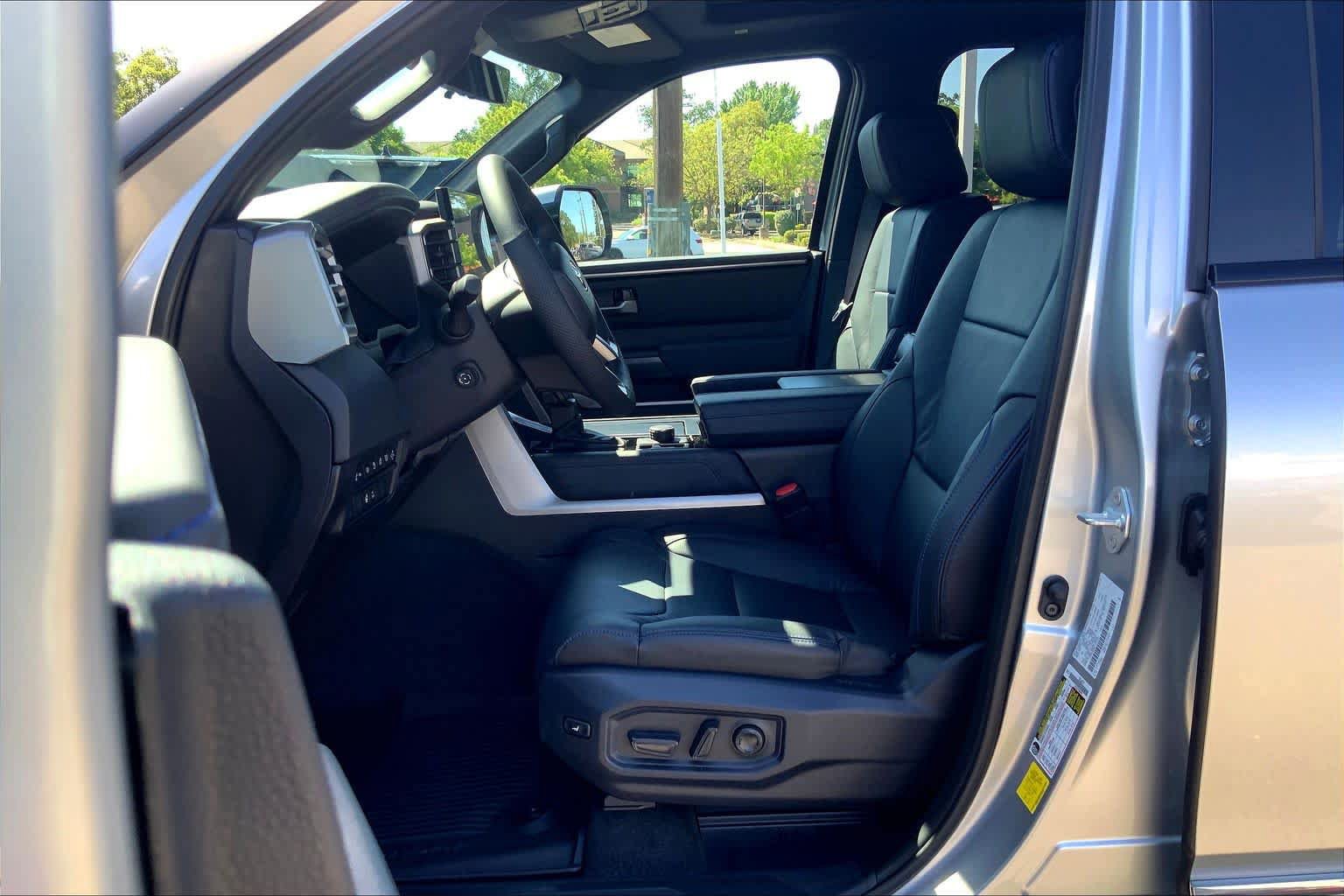 New 2026 Toyota Tundra Platinum AWD/4WD image 9
