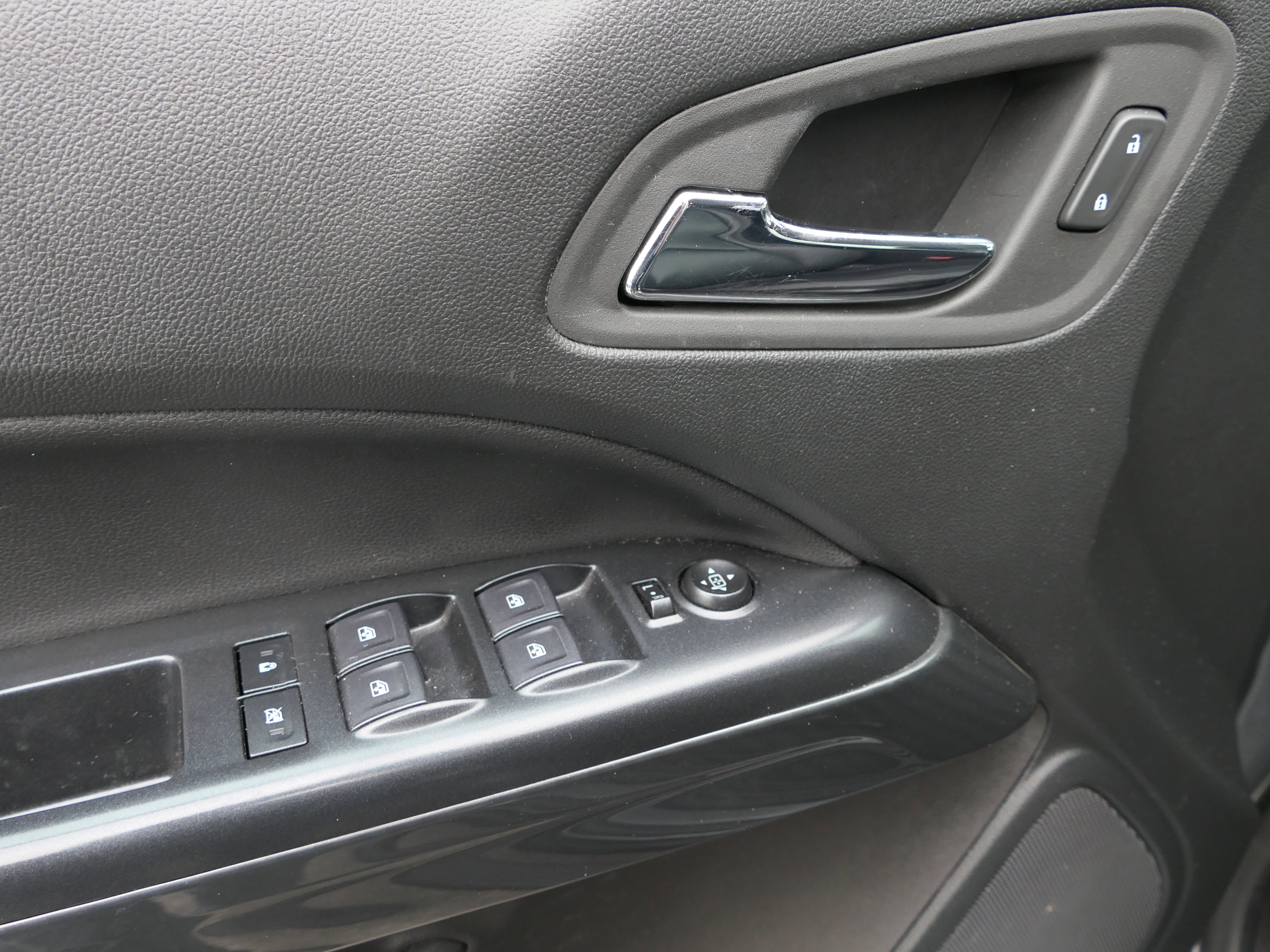 Used 2022 GMC Canyon AT4 image 15