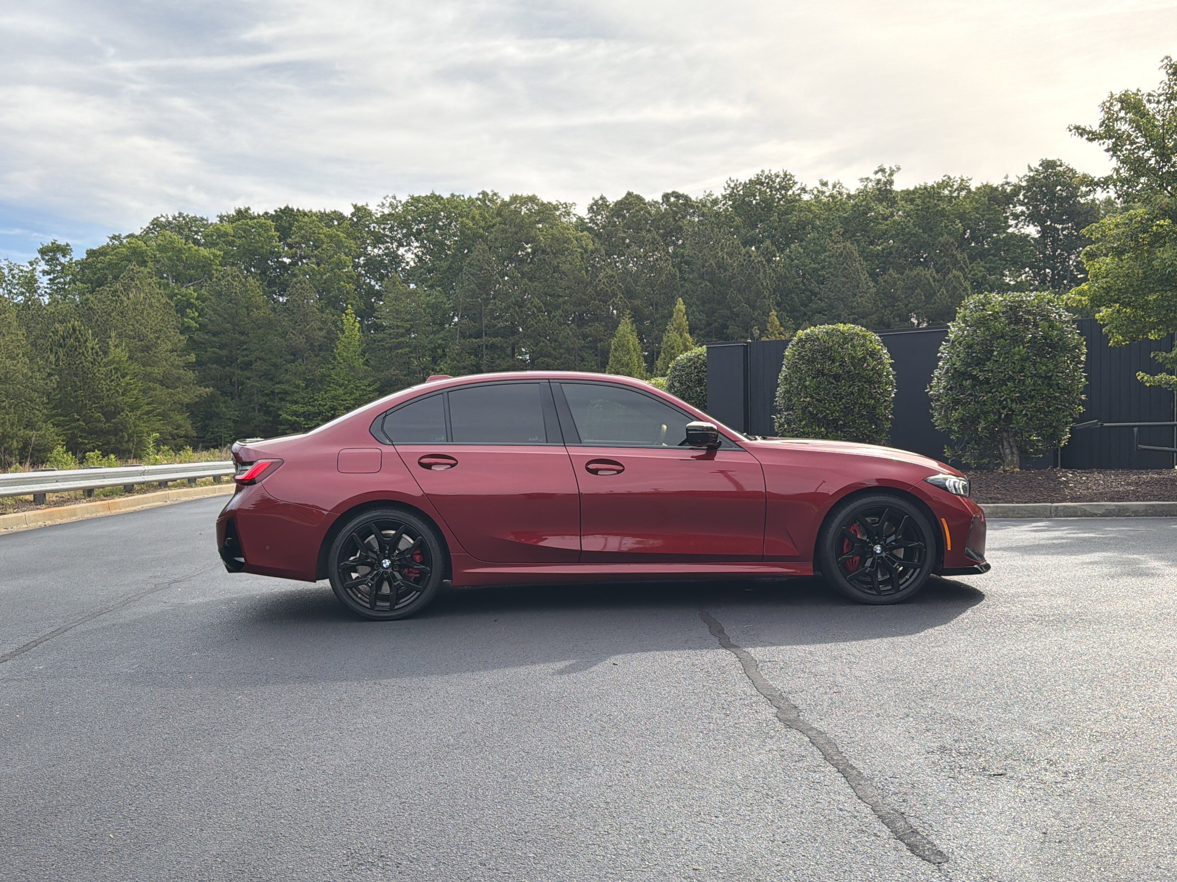 Used 2025 BMW 330i Sedan w/ M Sport Package RWD image 63