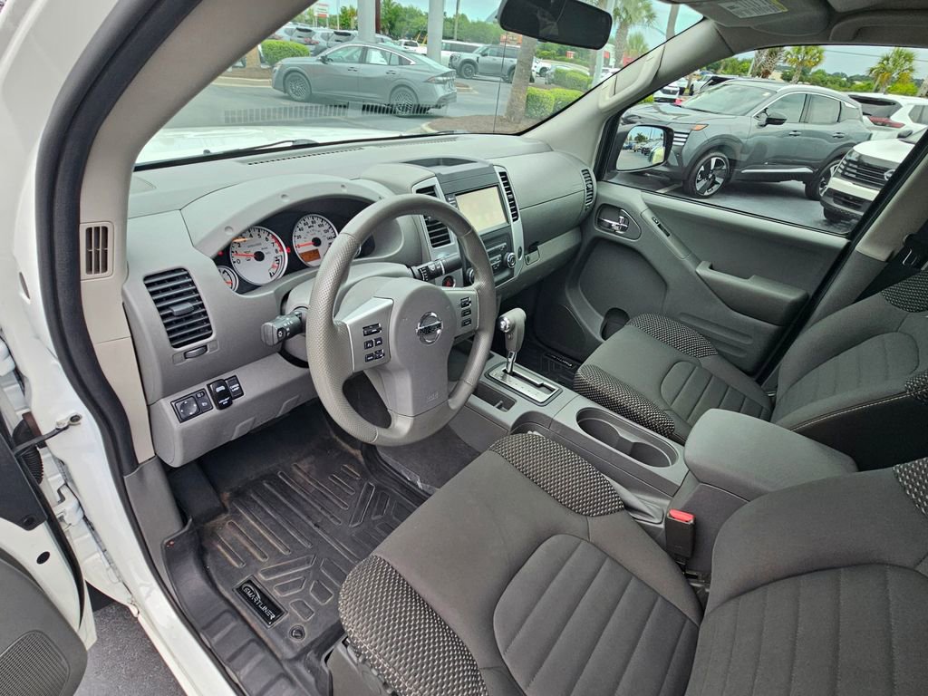 Used 2019 Nissan Frontier Desert Runner RWD image 15