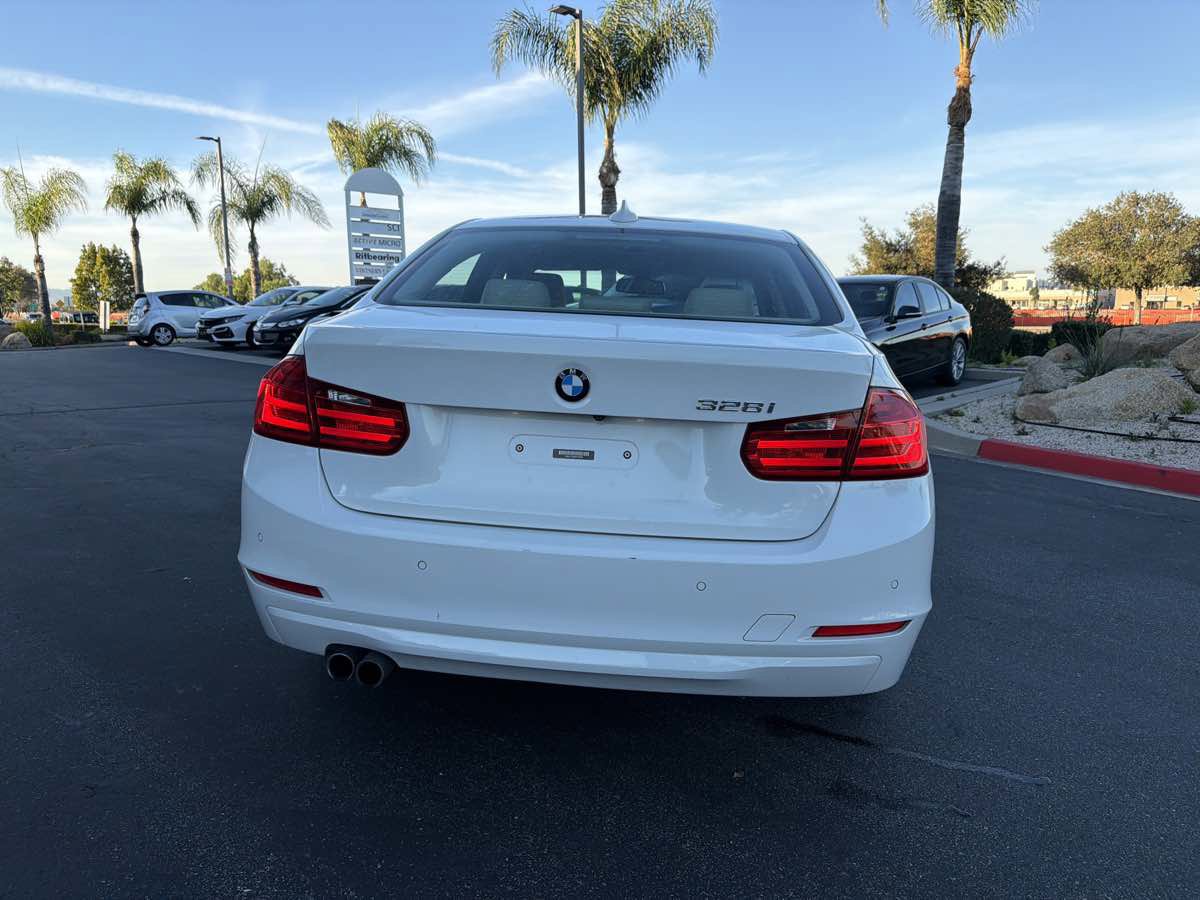Used 2015 BMW 328i Sedan RWD image 11