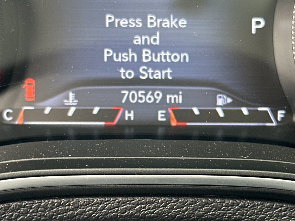 Used 2021 Jeep Cherokee Latitude Lux w/ Sun & Sound Group AWD/4WD image 16