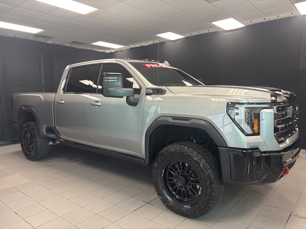 Used 2025 GMC Sierra 2500 AT4X