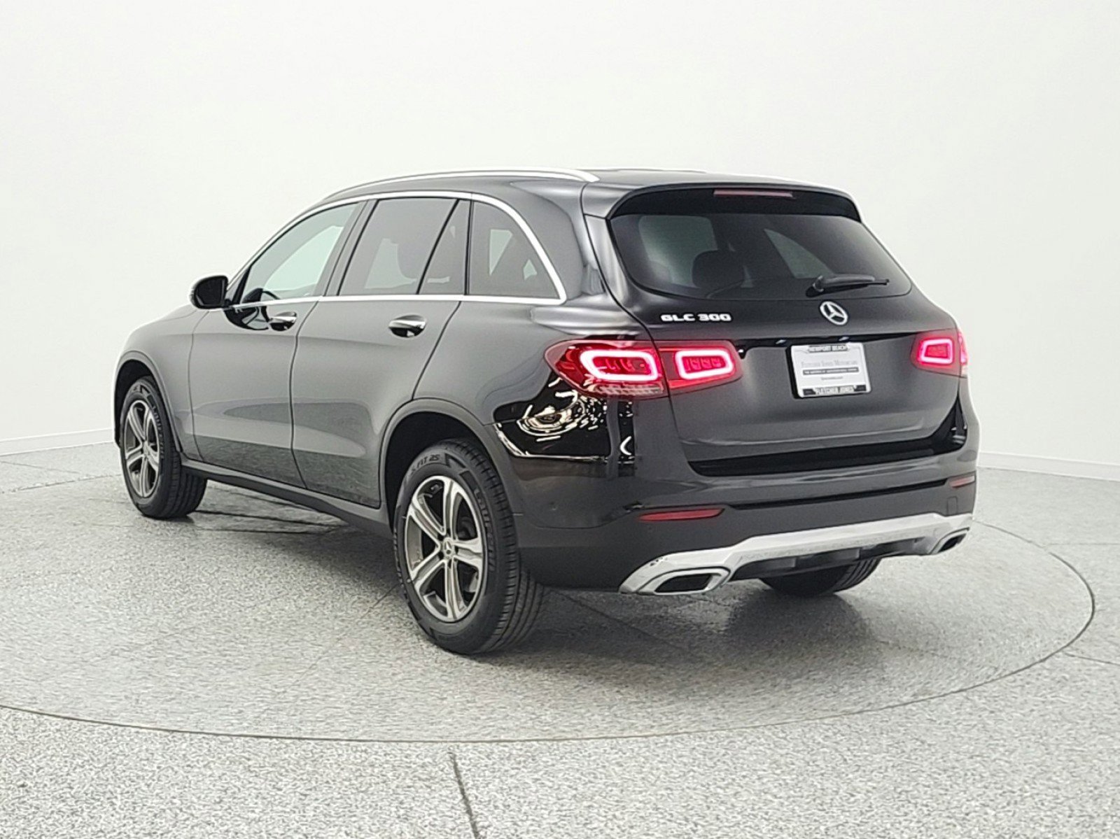 Used 2022 Mercedes-Benz GLC 300 image 7