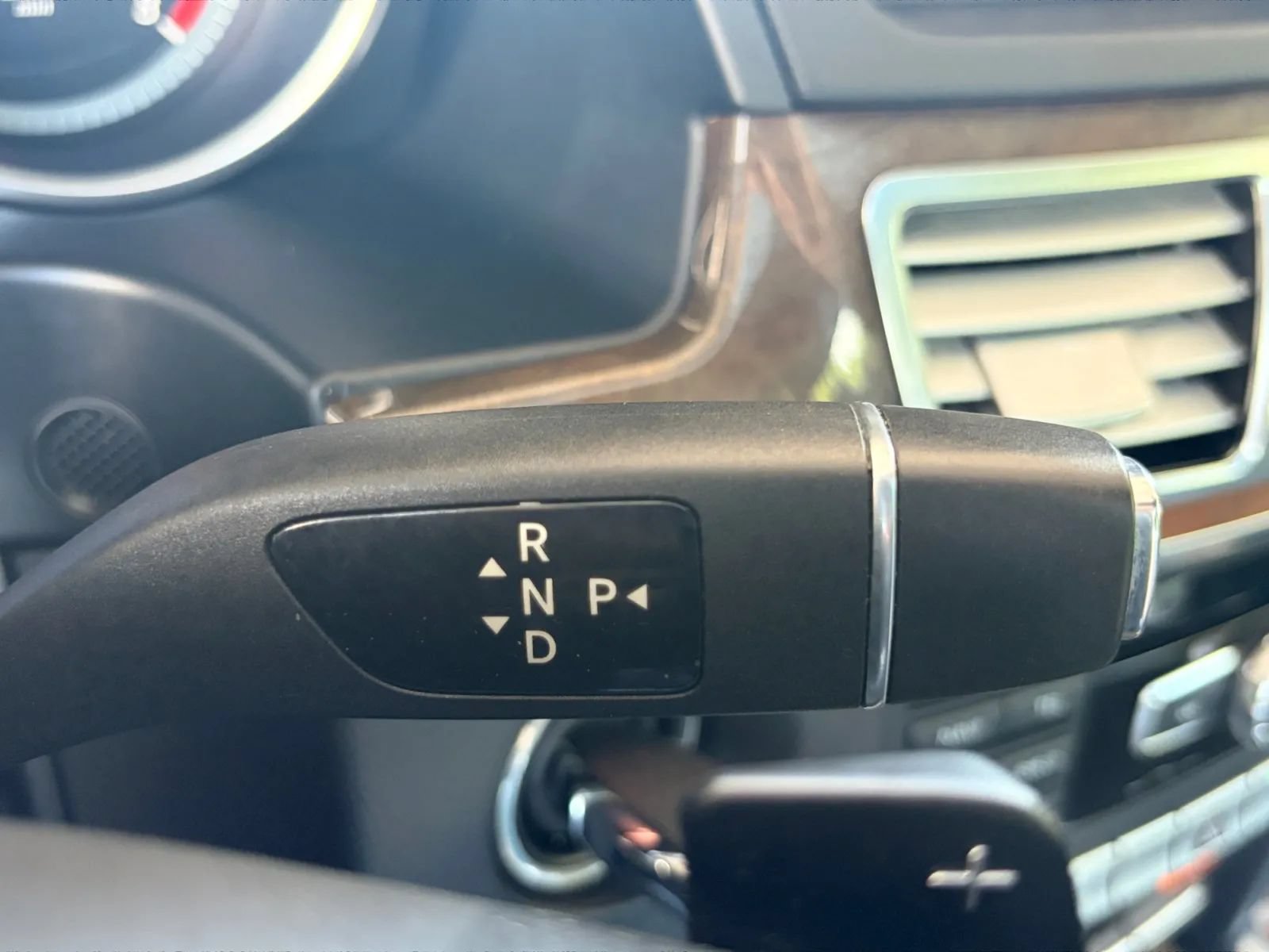 Used 2015 Mercedes-Benz E 350 4MATIC Sedan w/ Premium 1 Package image 26