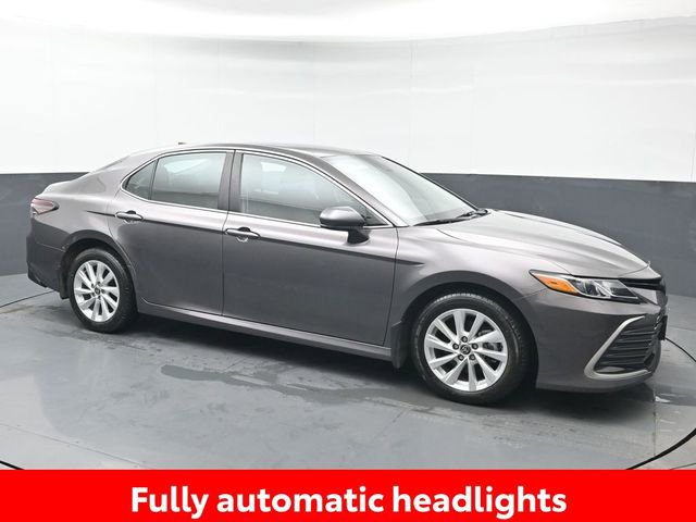 Certified 2023 Toyota Camry LE image 10