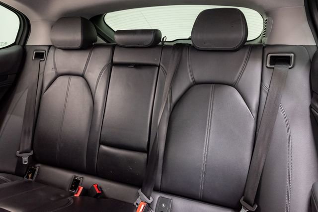 Used 2019 Alfa Romeo Stelvio AWD image 17