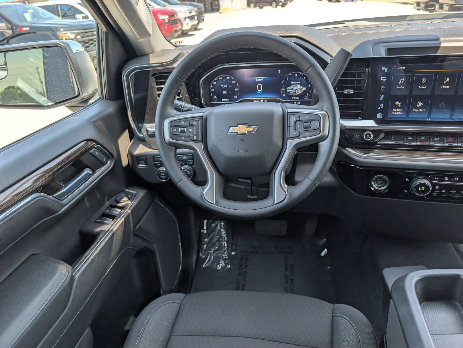 Used 2023 Chevrolet Silverado 1500 LT AWD/4WD image 16