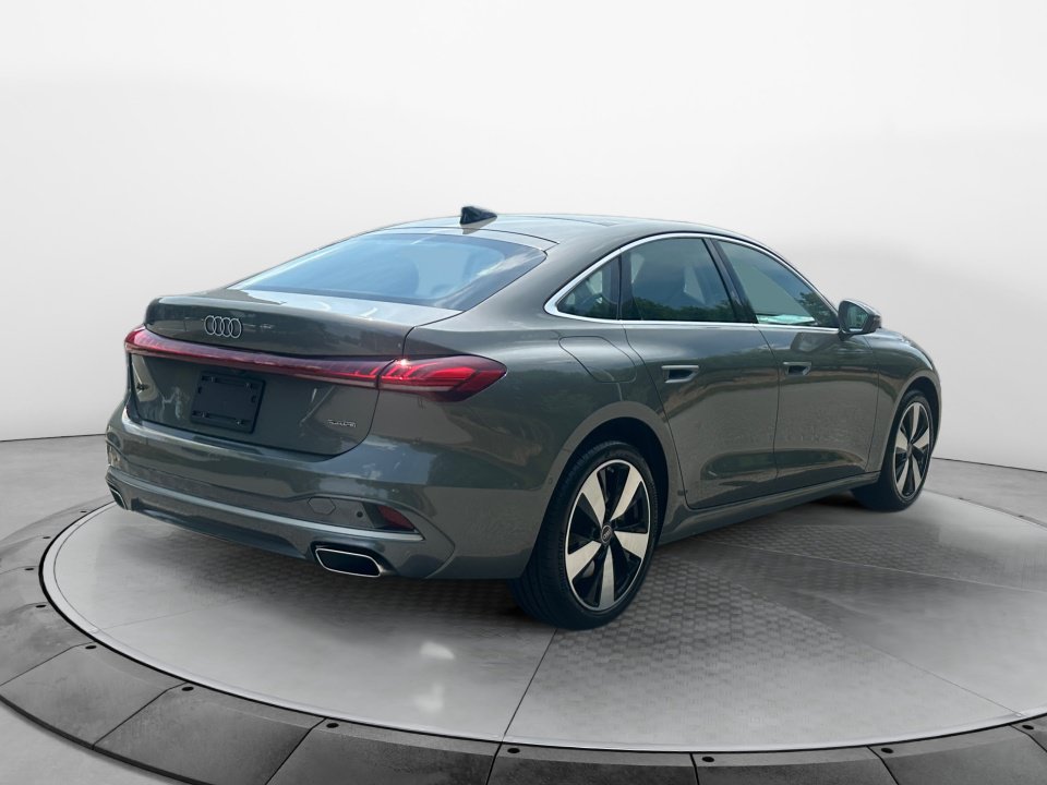 Used 2025 Audi A5 2.0T Premium Plus AWD/4WD image 7