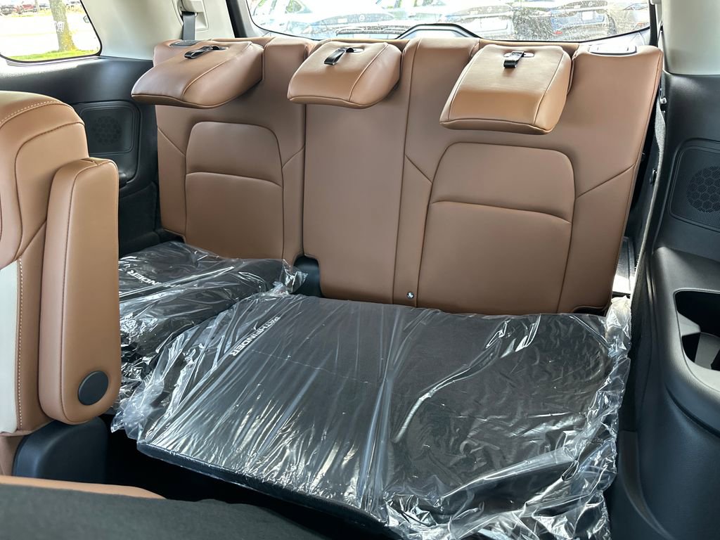 New 2026 Nissan Pathfinder Platinum AWD/4WD image 19