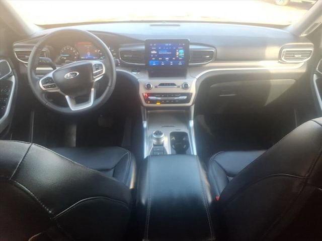 Certified 2023 Ford Explorer XLT w/ Equipment Group 202A image 14