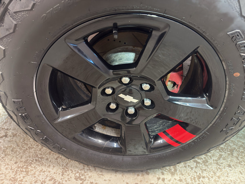 Used 2017 Chevrolet Silverado 1500 LT w/ Redline Edition image 30