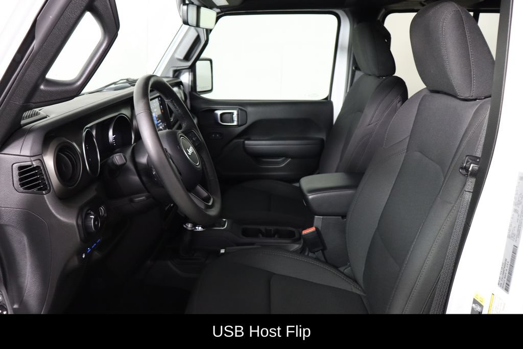 Used 2023 Jeep Wrangler Unlimited w/ Cold Weather Group AWD/4WD image 14
