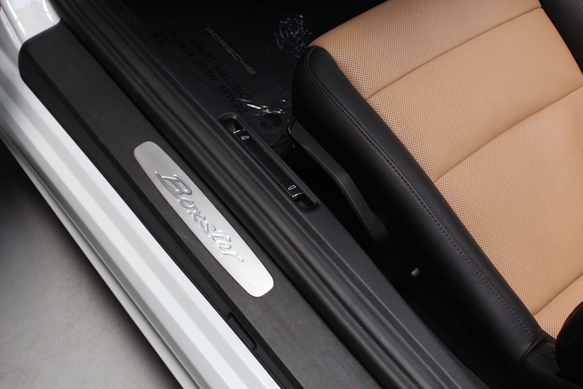 Used 2021 Porsche 718 Boxster w/ Premium Package RWD image 55