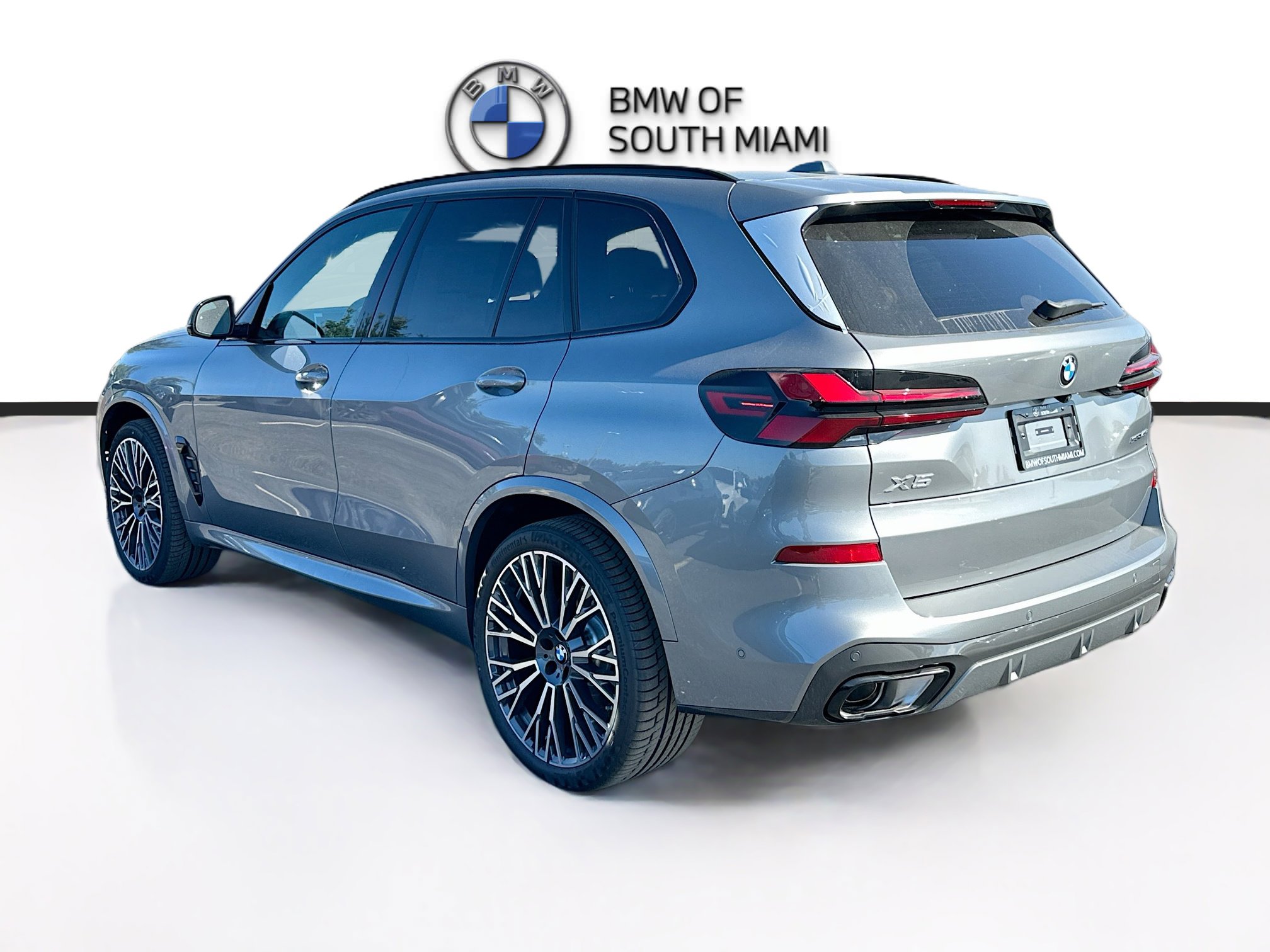 New 2026 BMW X5 sDrive40i w/ M Sport Package image 4