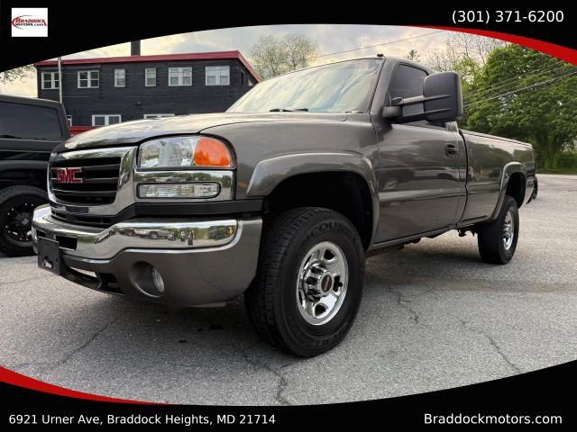 Used 2004 GMC Sierra 2500 SLE w/ Heavy-Duty Power Package AWD/4WD image 1