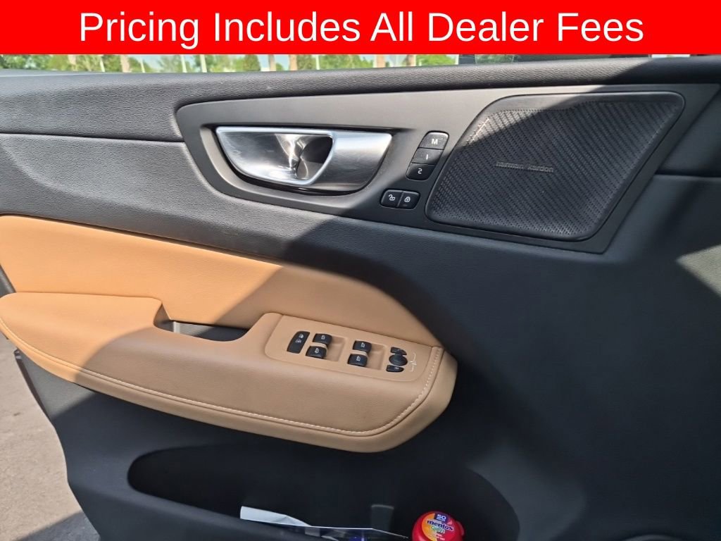 Used 2024 Volvo XC60 T8 Ultimate w/ Protection Package Premier AWD/4WD image 9