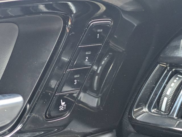 Used 2023 Acura MDX w/ Advance Package AWD/4WD image 31