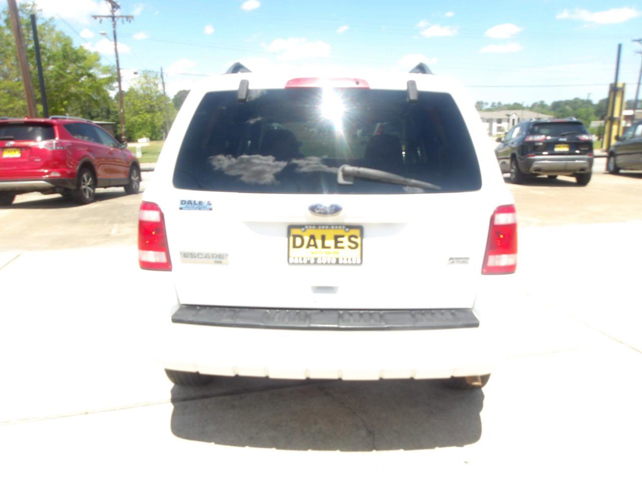 Used 2010 Ford Escape XLT FWD image 12