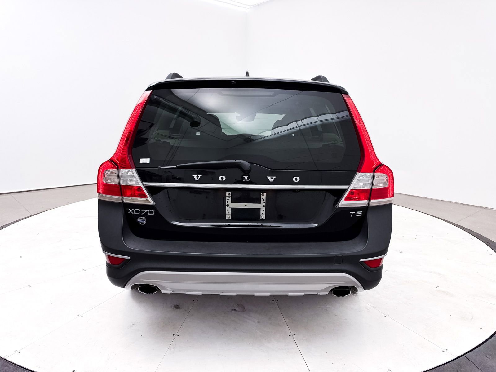 Used 2016 Volvo XC70 T5 Premier w/ Convenience Package image 13
