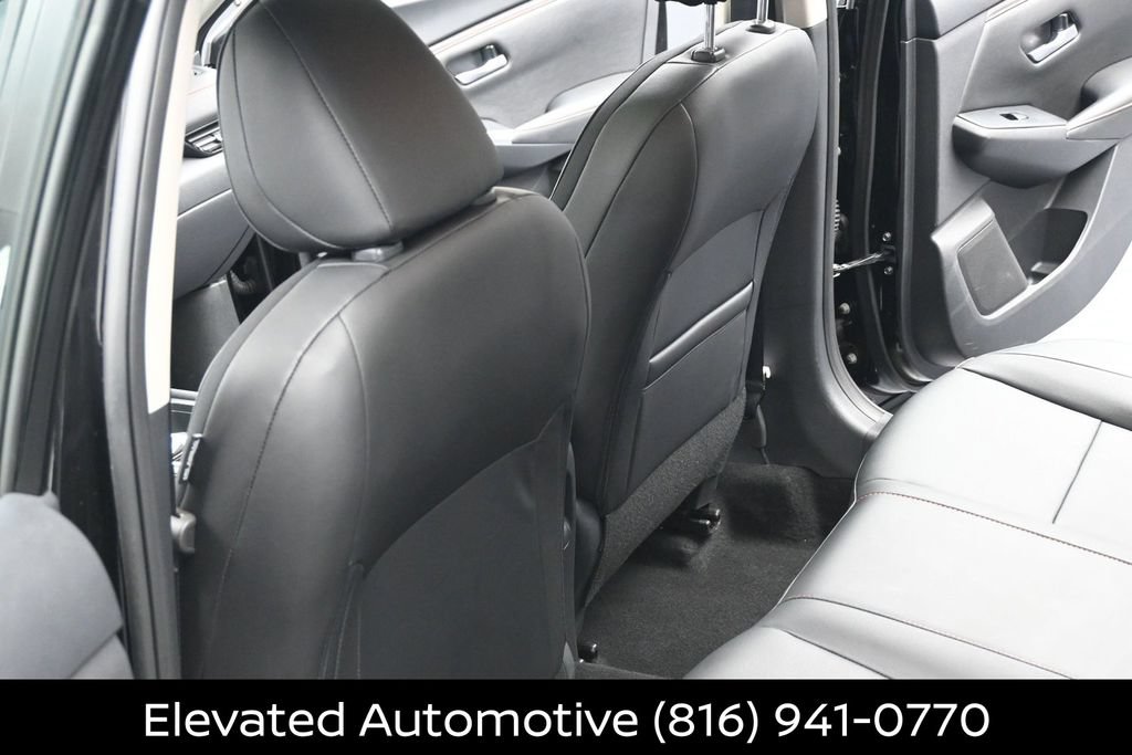 Certified 2025 Nissan Sentra SR w/ SR Premium Package FWD image 17