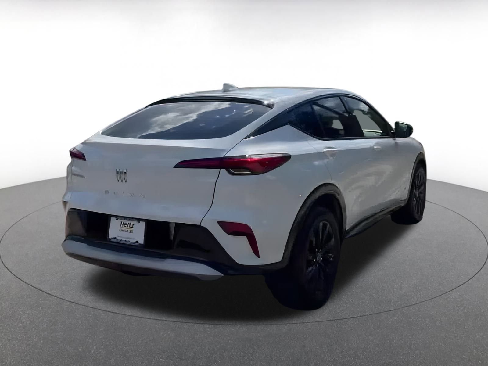 Used 2025 Buick Envista Sport Touring image 16