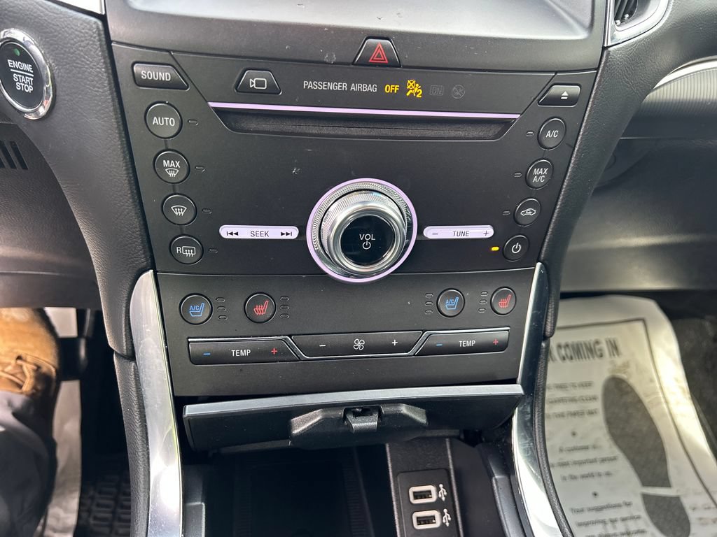 Used 2019 Ford Edge Titanium w/ Equipment Group 301A AWD/4WD image 22