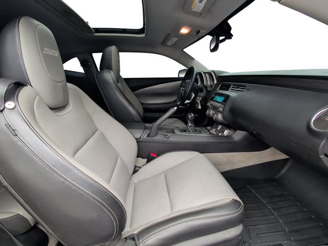 Used 2010 Chevrolet Camaro SS w/ RS Package image 15