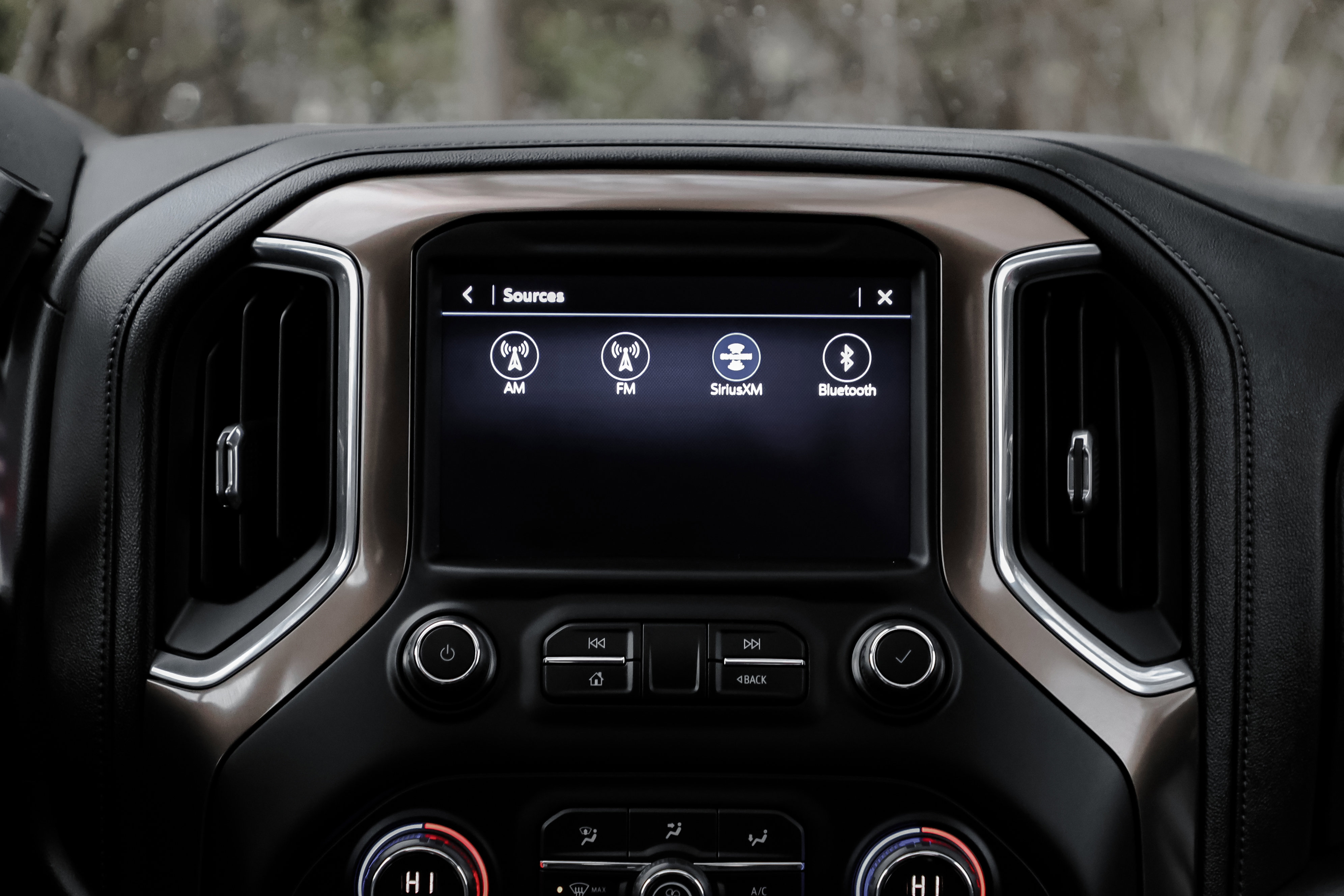 Used 2019 Chevrolet Silverado 1500 High Country w/ Technology Package image 41