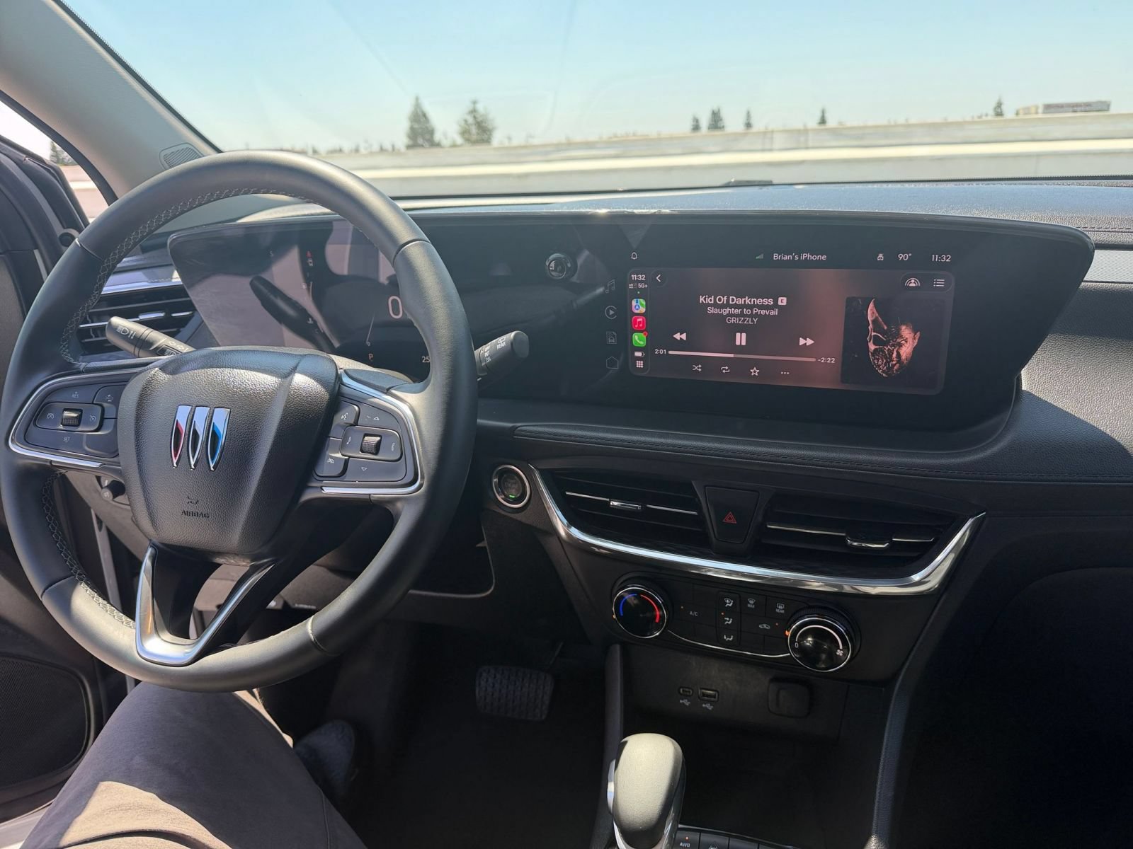 Used 2025 Buick Encore GX Preferred AWD/4WD image 32