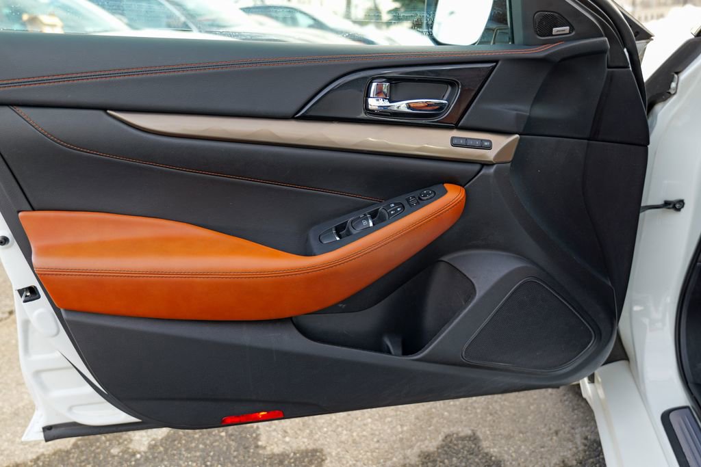 Used 2019 Nissan Maxima Platinum w/ Reserve Package image 17