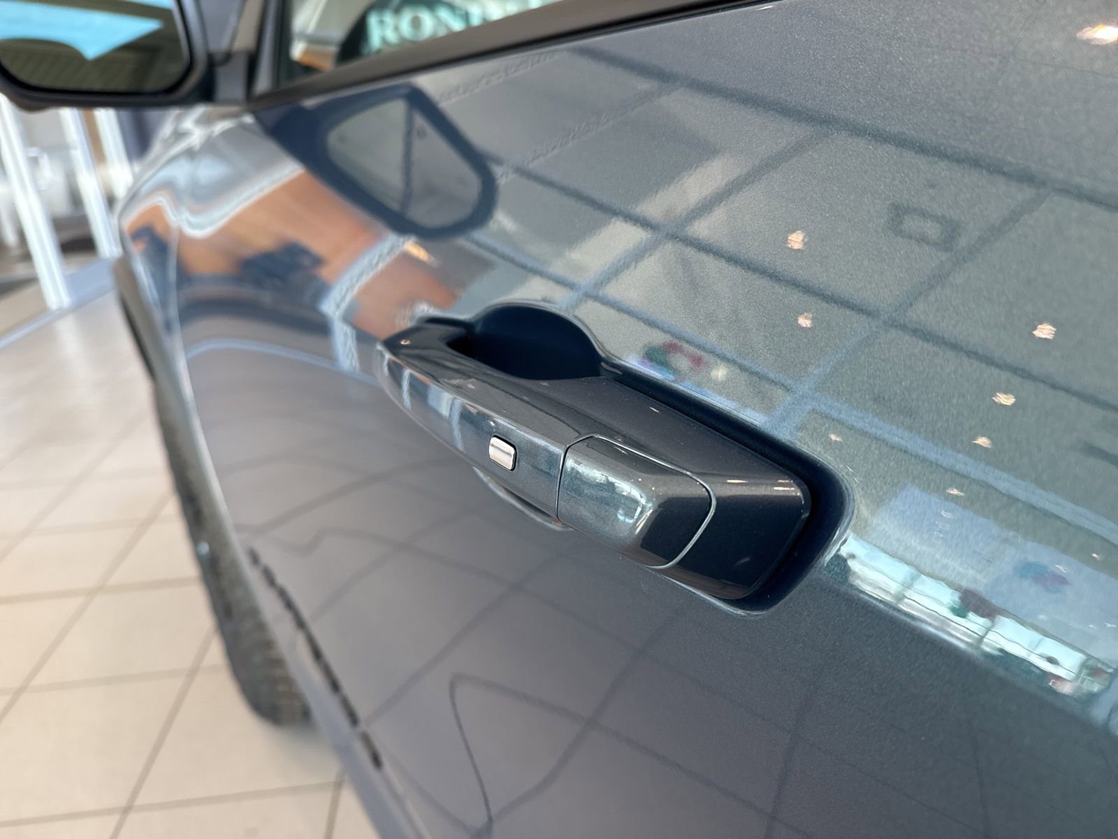 New 2026 Chevrolet Traverse Z71 w/ Driver Confidence Package image 10