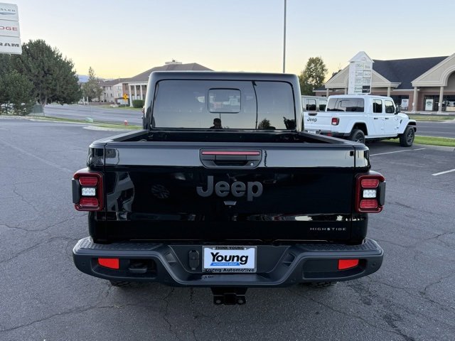 New 2025 Jeep Gladiator Sport image 7