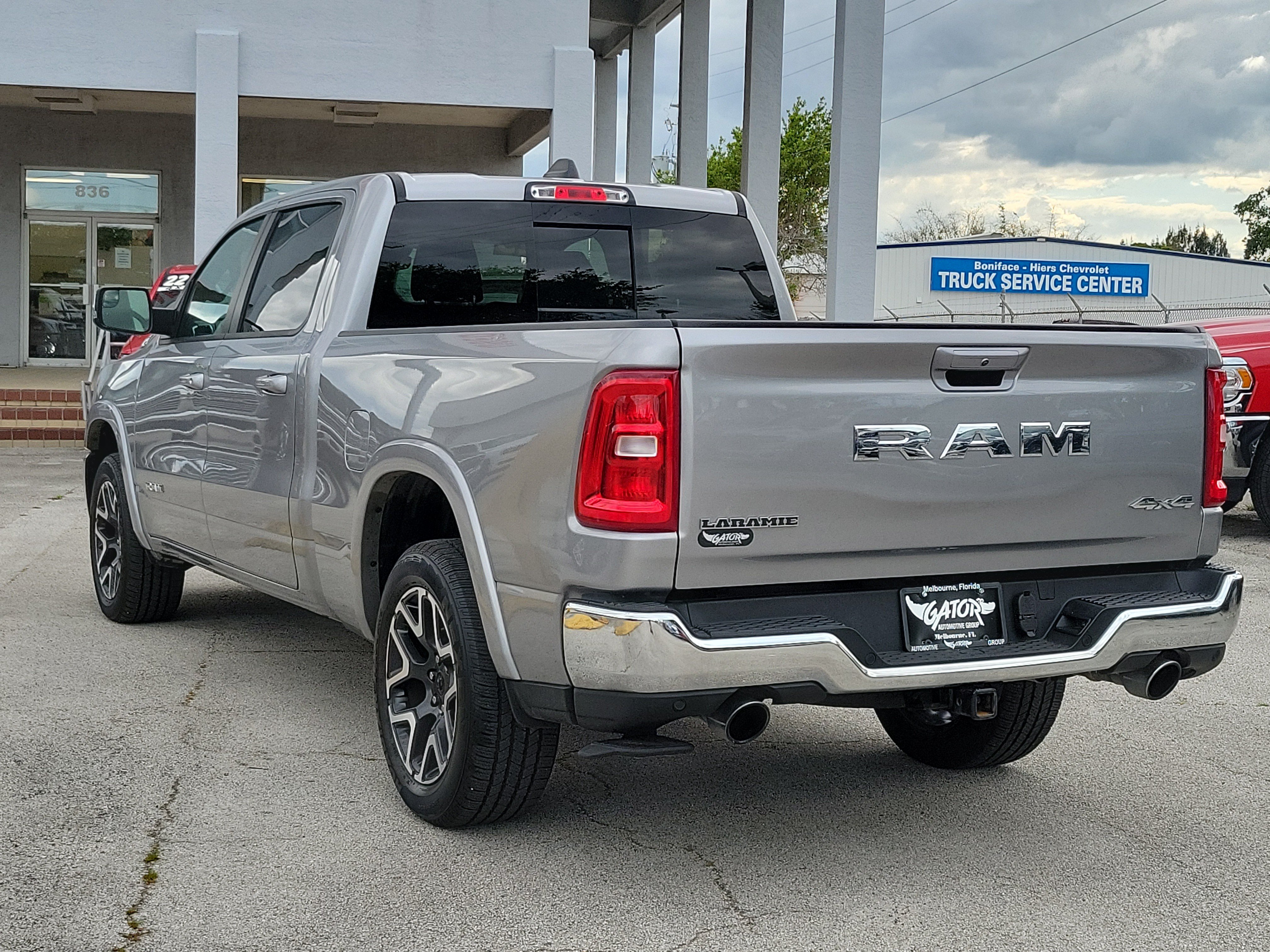 Used 2025 RAM 1500 Laramie w/ Bed Utility Group AWD/4WD image 3